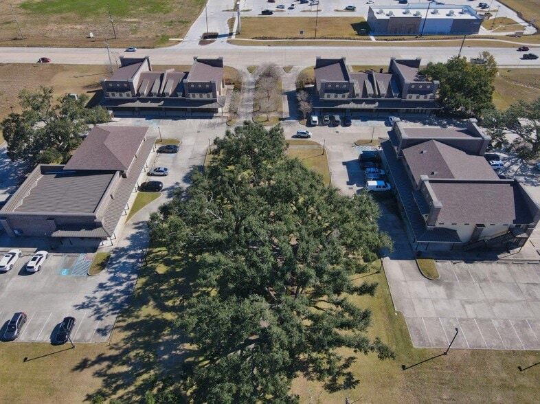 More Photos Of 5656 Nelson Rd, Lake Charles Unknown For Lease
