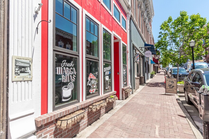 More Photos Of 125 Franklin St, Clarksville Storefront Retail Residential For Sale