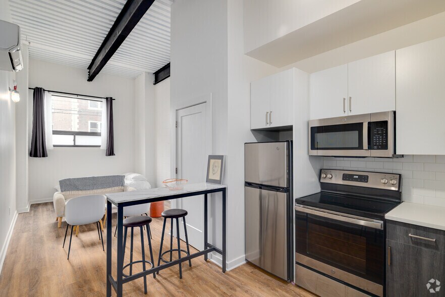 More Photos Of 220 S 47th St, Philadelphia Apartments For Lease