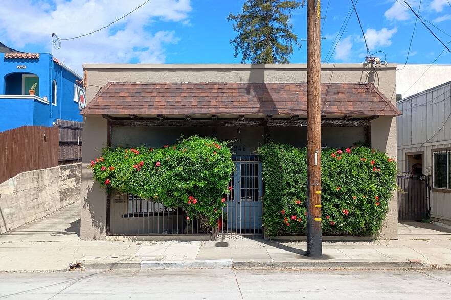 More Photos Of 2944-2946 Macarthur Blvd, Oakland Flex For Sale