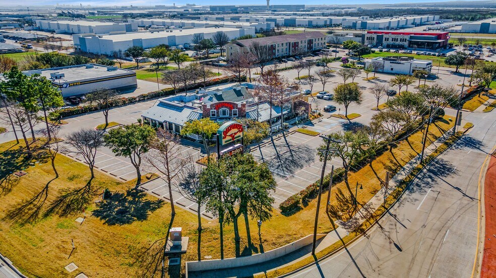 More Photos Of 102 E State Hwy 114, Grapevine Restaurant For Sale