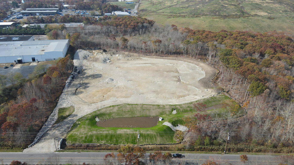 Primary Photo Of 1500 Riggenbach Rd., Fall River Land For Lease