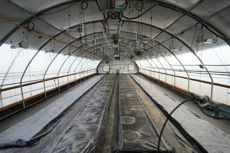 More Photos Of 29880 SE Folsom Rd, Eagle Creek Land For Lease