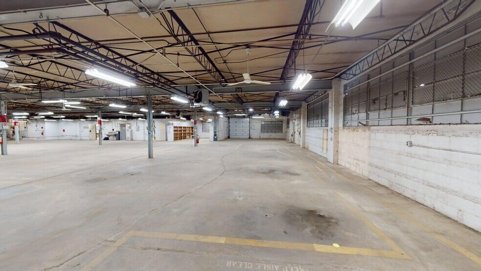 More Photos Of 1509 W Le Moyne St, Melrose Park Warehouse For Sale