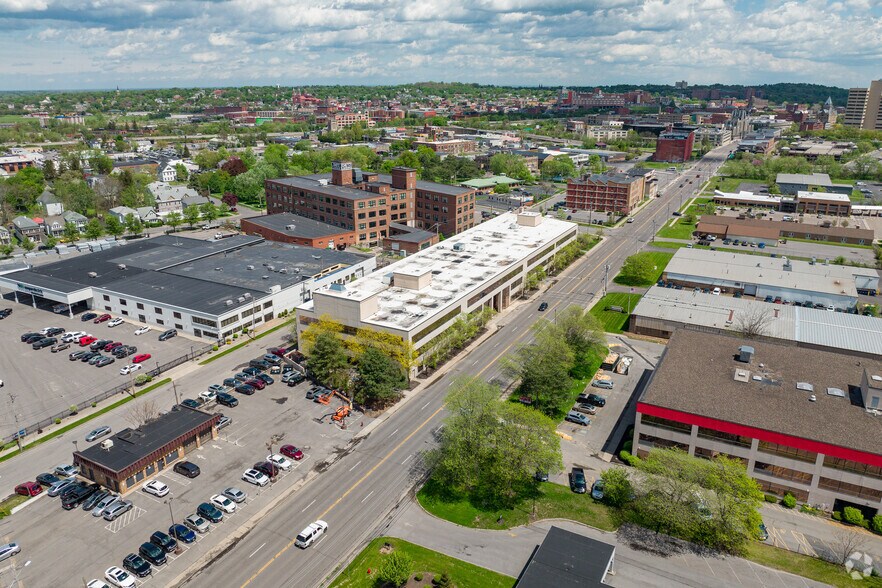 More Photos Of 620 W Erie Blvd, Syracuse Medical For Sale