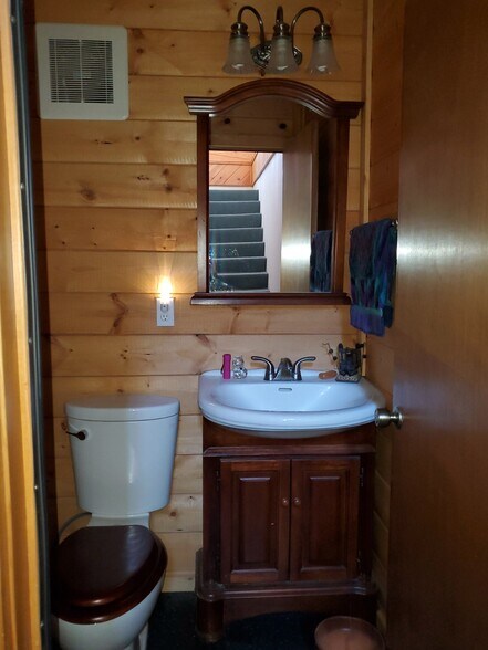 More Photos Of 13279 Roadrunner Loop, Red Bluff Airplane Hangar For Sale