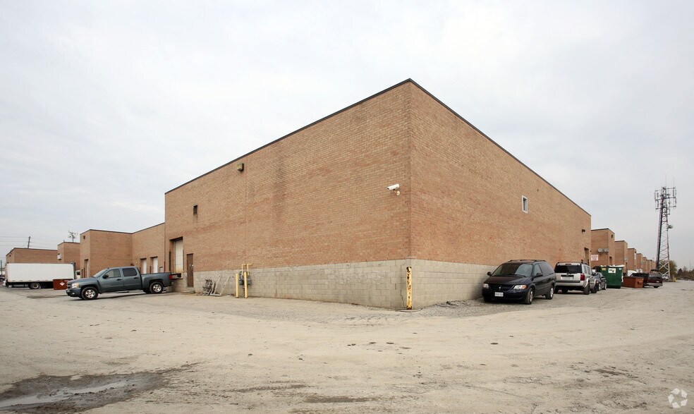 More Photos Of 173 Advance Blvd, Brampton Warehouse For Sale