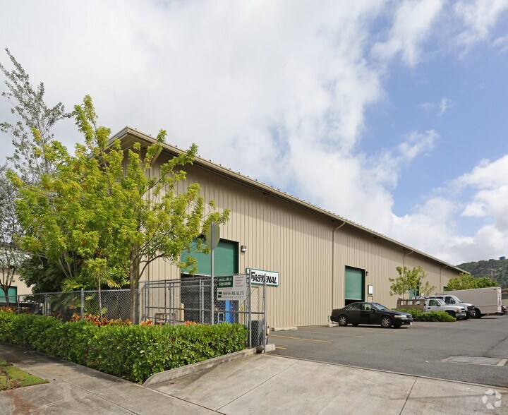 More Photos Of 99-1312 Koaha Pl, Aiea Warehouse For Lease