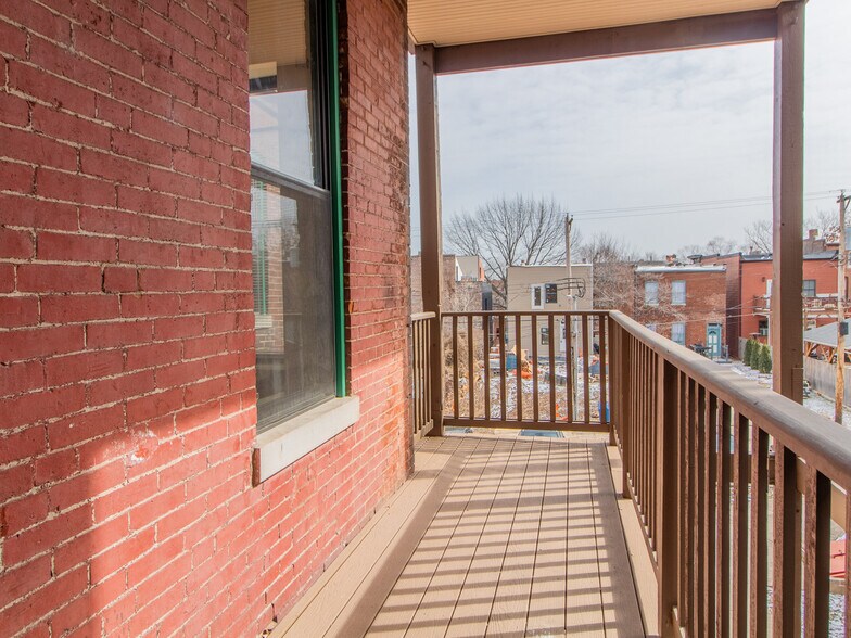 More Photos Of 2406 Menard St, Saint Louis Multifamily For Sale