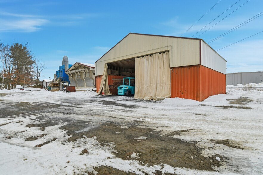 More Photos Of 191 Servistar Industrial Way, Westfield Manufacturing For Sale