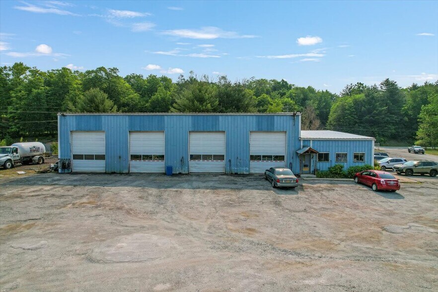 More Photos Of 85 Kaufman Rd, Monticello Distribution For Sale