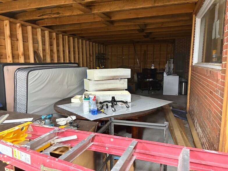 More Photos Of 792 E Cherry St, Jesup Office For Sale