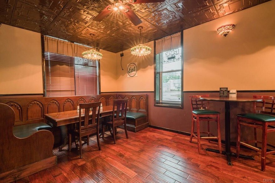 More Photos Of 111 W Broadway St, Cape Vincent Hotel For Sale