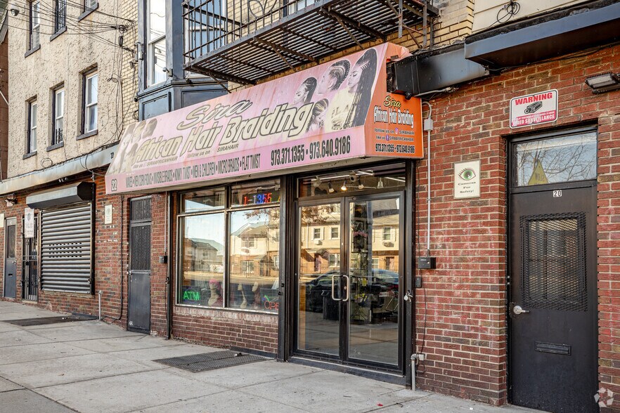 More Photos Of 18 - 20 Irvine Turner Blvd, Newark Storefront Retail Residential For Lease