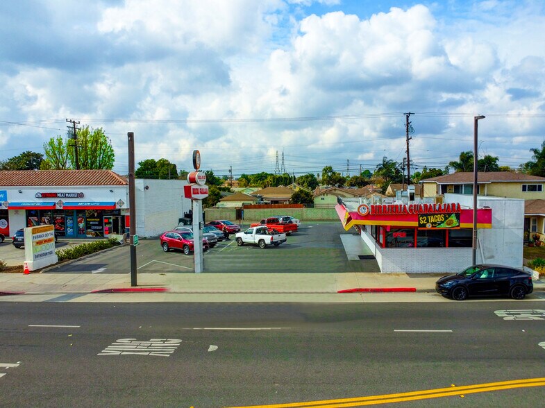 More Photos Of 11919 Garfield Ave, South Gate Restaurant For Sale