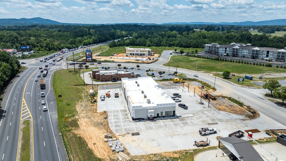 More Photos Of 672 Braves Blvd NE, Rome General Retail For Lease