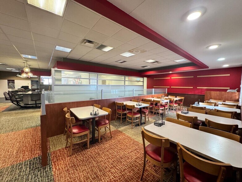 More Photos Of 1181 Stone Dr, Harrison Restaurant For Sale