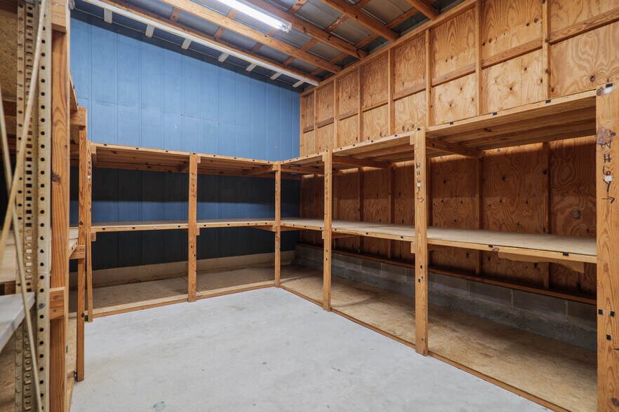 More Photos Of 450 W Highway 64, Lakeland Warehouse For Lease