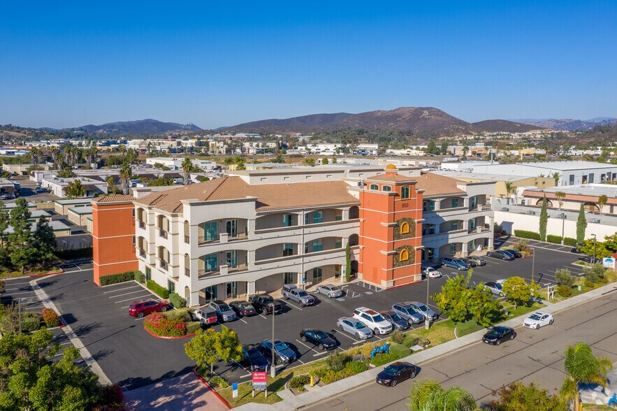 More Photos Of 950 Boardwalk, San Marcos Office For Sale