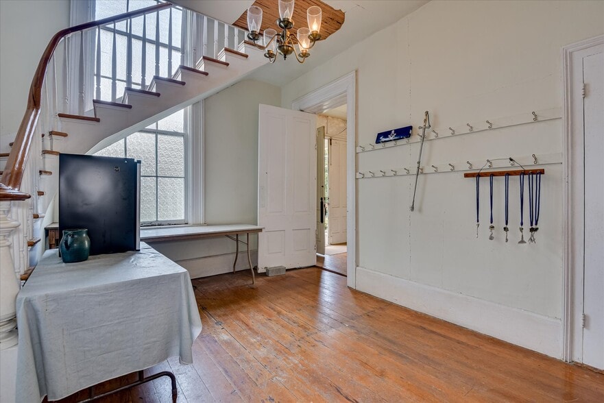 More Photos Of 205 E Liberty St, Washington Religious Facility For Sale