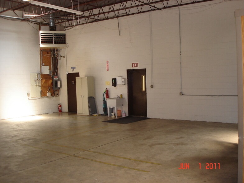 More Photos Of 201 Production Dr, Yorktown Distribution For Lease