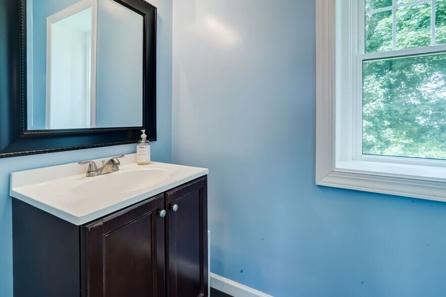 More Photos Of 4495 W Henrietta Rd, Henrietta Office For Sale