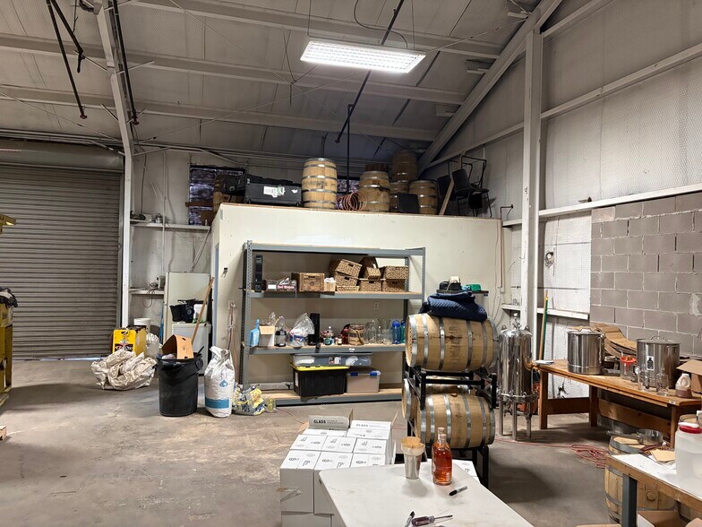 More Photos Of 4200 Milwaukee St, Denver Warehouse For Lease