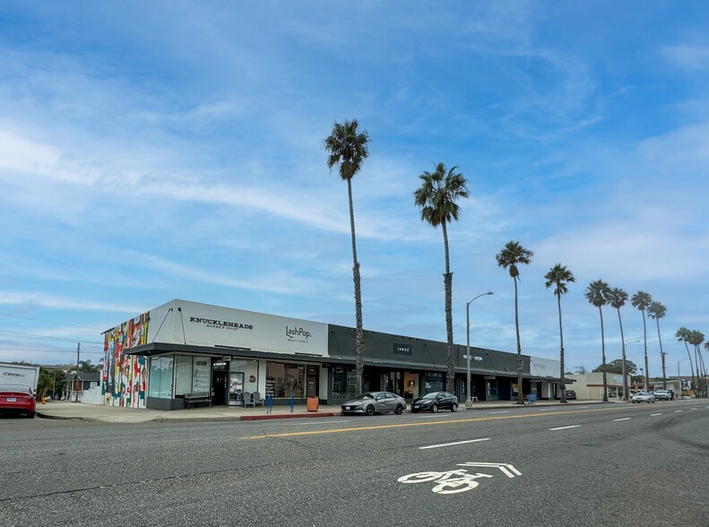 More Photos Of 417-431 S Coast Hwy 101, Oceanside Storefront Retail Office For Lease