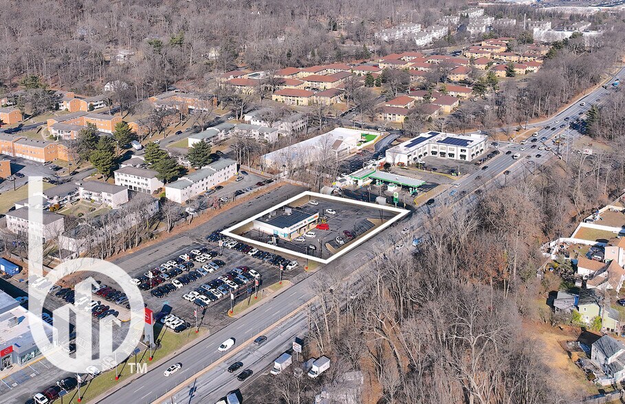 More Photos Of 513 Route 22 W, North Plainfield Freestanding For Sale