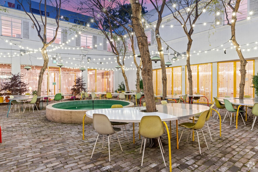 More Photos Of 1370 N St Andrews Pl, Los Angeles Office For Sale