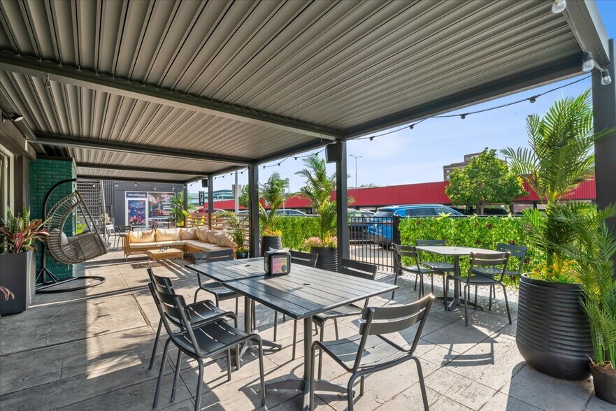 More Photos Of 7 S 4th St, Council Bluffs General Retail For Lease