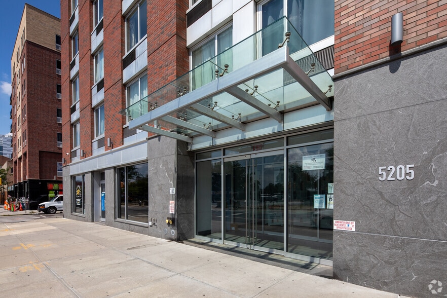 More Photos Of 52-07 Queens Blvd, Woodside Apartments For Lease