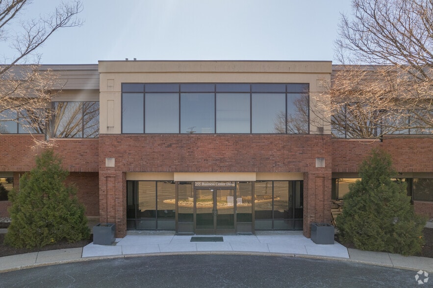 More Photos Of 255 Business Center Dr, Horsham Township Office For Lease
