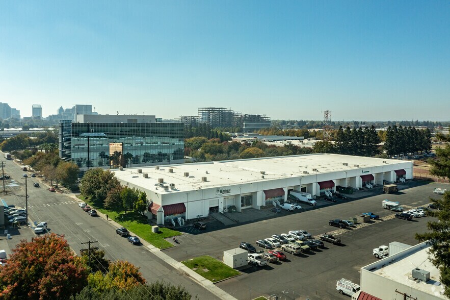More Photos Of 800 N 10th St, Sacramento Warehouse For Lease