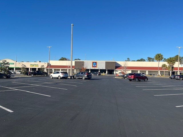 More Photos Of 3756-3792 S Suncoast Blvd, Homosassa Storefront Retail Office For Lease