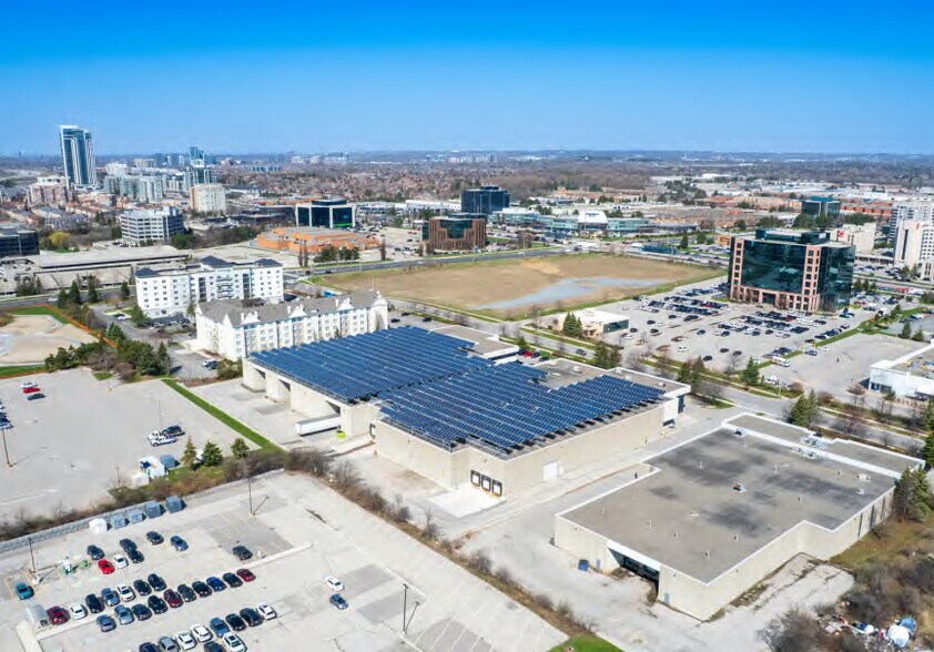 More Photos Of 35 Minthorn Blvd, Markham Manufacturing For Lease
