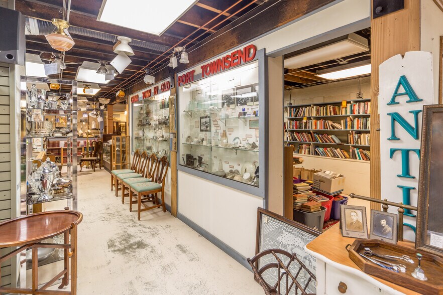 More Photos Of 802 Washington St, Port Townsend General Retail For Sale