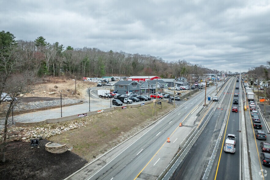 More Photos Of 1097 Eddie Dowling Hwy, North Smithfield Service Station For Sale