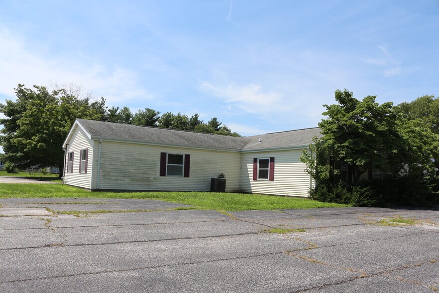 More Photos Of 3001 W Lafayette Ave, Jacksonville Flex For Sale