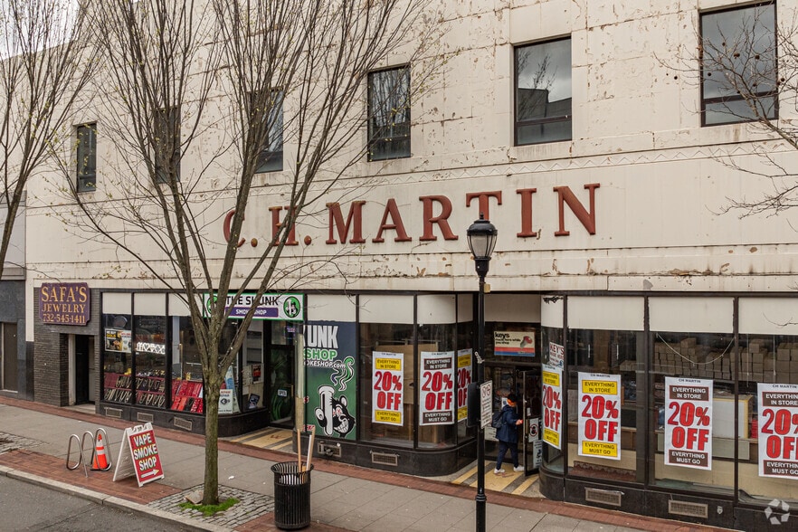 More Photos Of 368-376 George St, New Brunswick Storefront For Lease