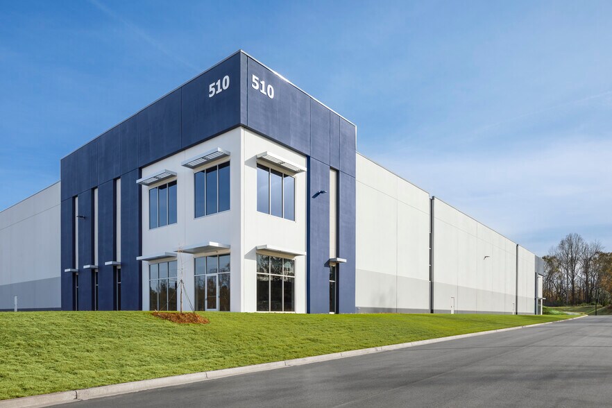 More Photos Of 520 Logistics Dr, Wellford Industrial For Lease