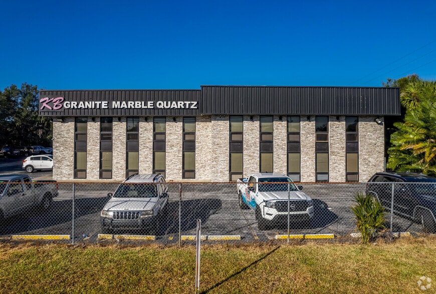 More Photos Of 12340 66th St, Largo Manufacturing For Lease