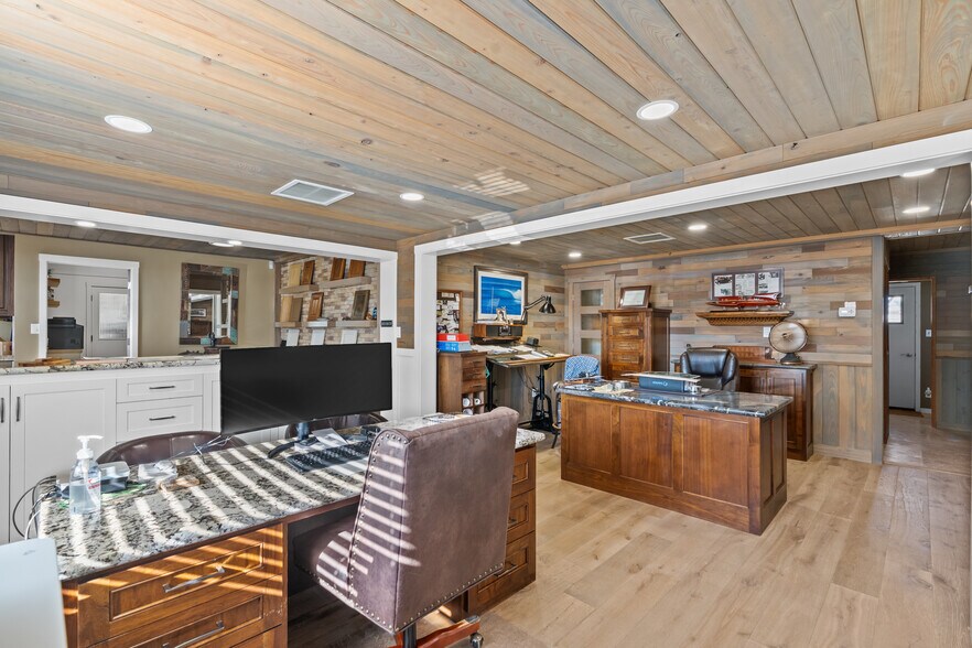 More Photos Of 224 N Smith St, Santa Maria Industrial For Sale