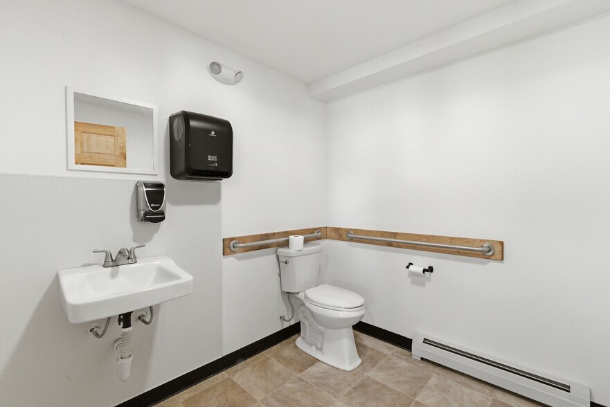 More Photos Of 518 Province Rd, Gilmanton General Retail For Sale