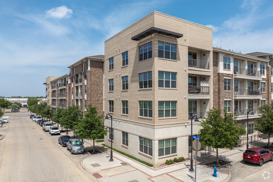 More Photos Of 4150 Belt Line Rd, Addison Apartments For Lease