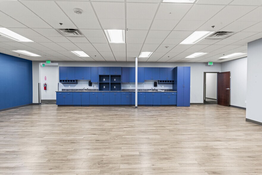 More Photos Of 310 W Bearcat Dr, South Salt Lake Office For Lease