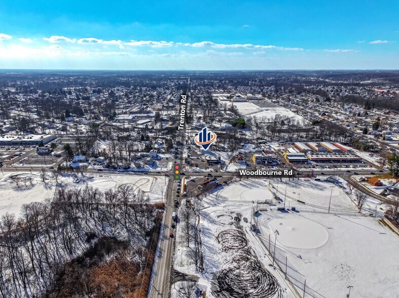 More Photos Of 2750 Trenton Rd, Levittown Office For Lease