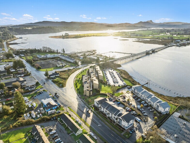 More Photos Of 1400 W Marine Dr, Astoria Apartments For Sale