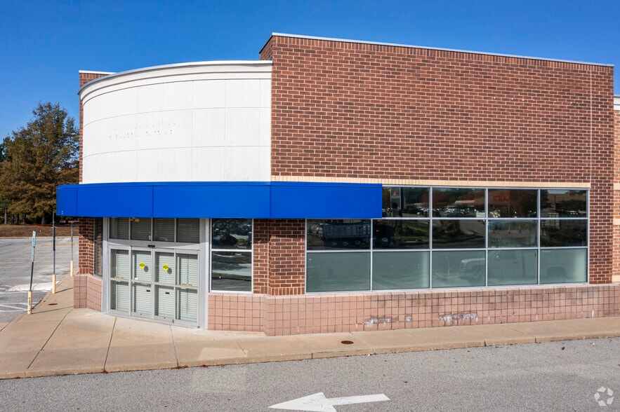 More Photos Of 55 Drury Dr, La Plata Drugstore For Lease