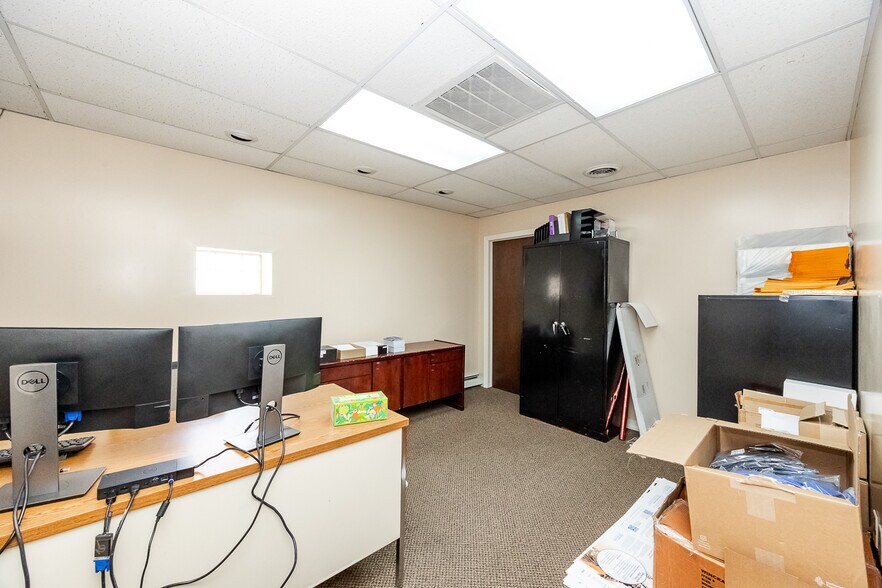 More Photos Of 67-73 Harry St, Conshohocken Office For Lease